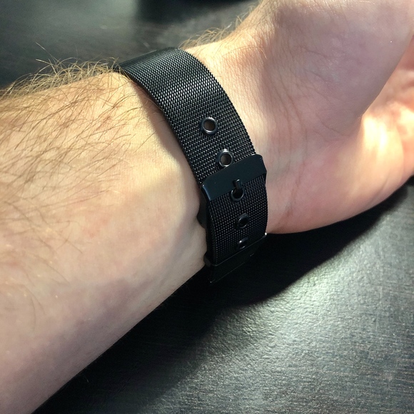 The Minimalist Watch | Matte Black - Picture 5 of 6